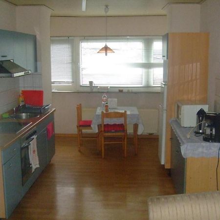 Worker-Flat Apartment เกลเซนเคียร์เคน ภายนอก รูปภาพ