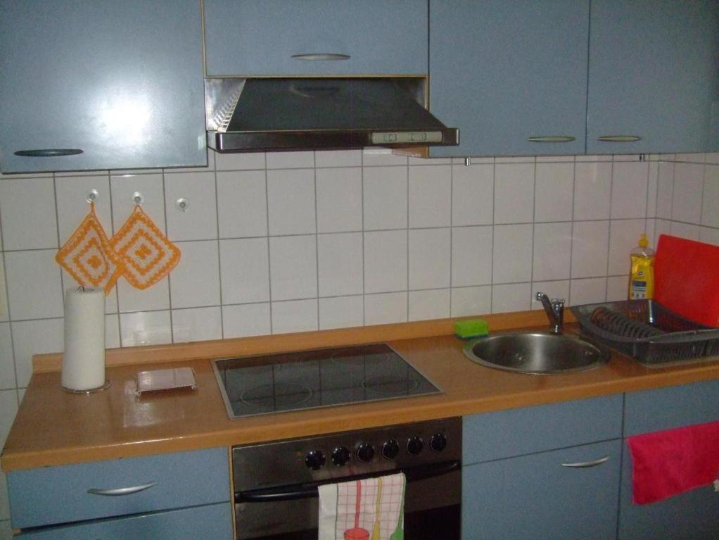 Worker-Flat Apartment เกลเซนเคียร์เคน ภายนอก รูปภาพ